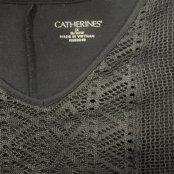 Catherines Top Womens 1X Black Lace Overlay Sharkbite Hem V-Neck Office Work - Picture 3 of 9